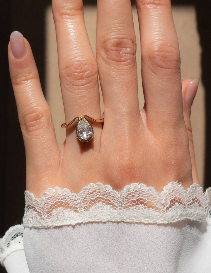 Pear Cut Moissanite Diamond Unique Engagement Ring