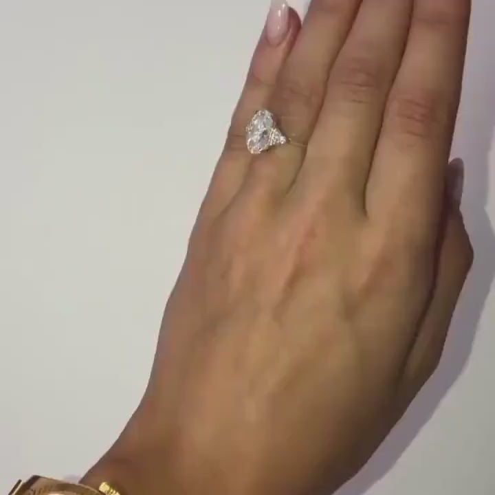 3.0CT-5.0CT Oval Cut 3 Stone Style Unique Moissanite Engagement Ring
