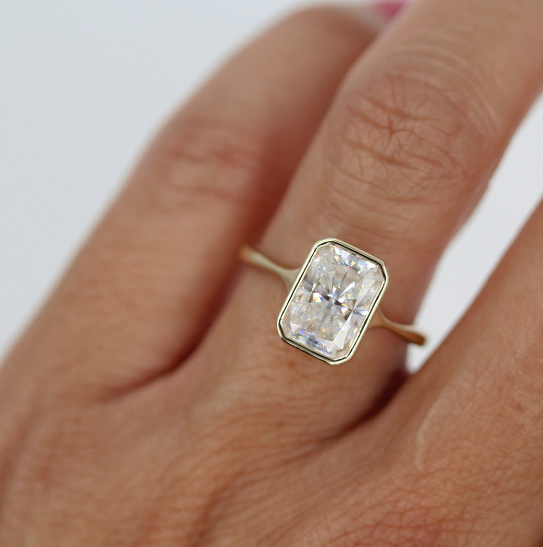 2ct-3ct Radiant Cut Solitaire Moissanite Bezel Diamond Engagement Ring