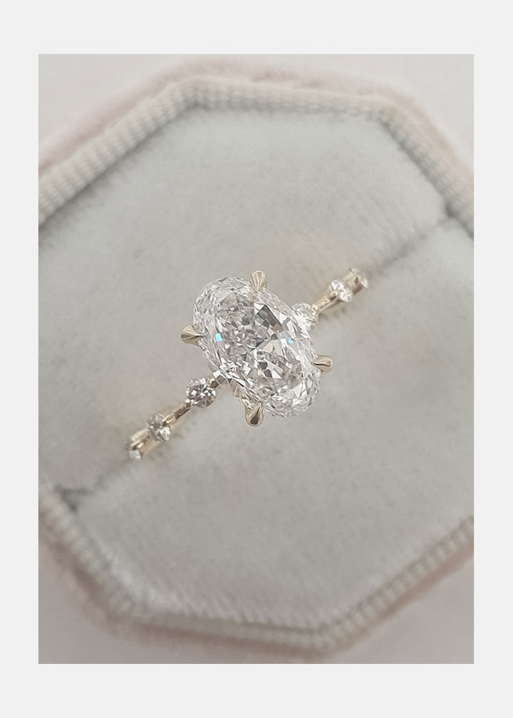 1.50ct-2.50ct Elongated Oval Cut Moissanite Diamond Engagement Ring
