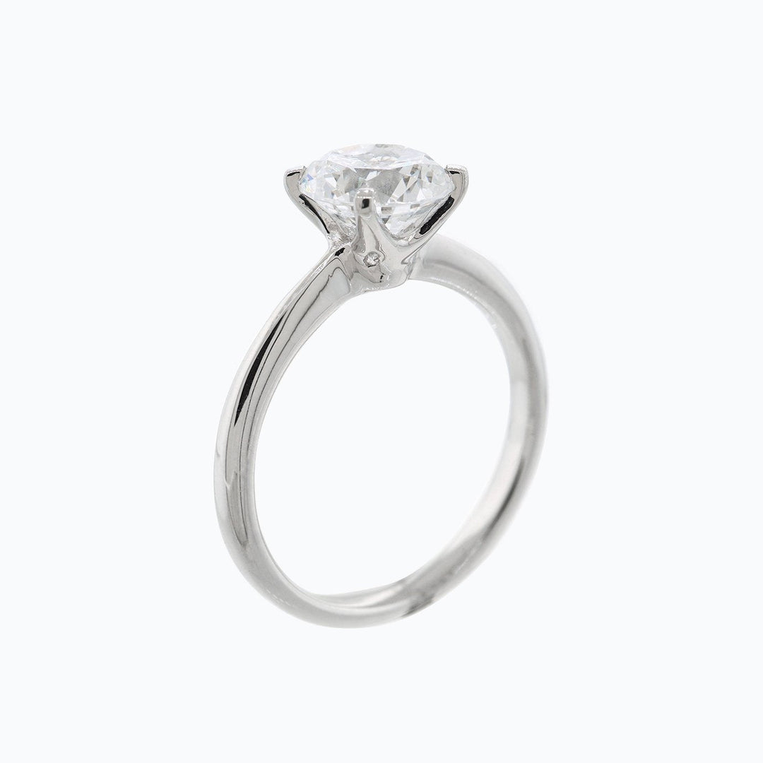 round-shaped-moissanite-solitaire-engagement-ring-11