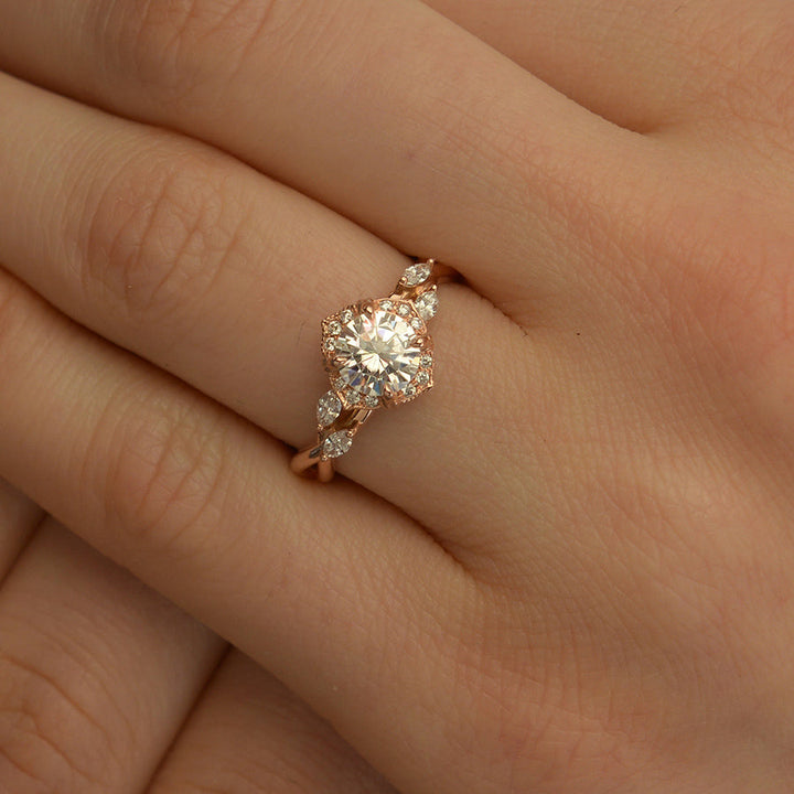 1.0CT Round Vintage Halo Moissanite Diamond Engagement Ring