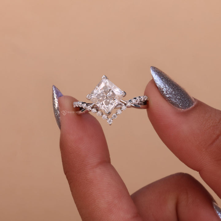 Moissanite Diamond Ring
1.50CT Moissanite Ring
2.50CT Moissanite Ring
Princess Cut Solitaire
Infinity Band Ring