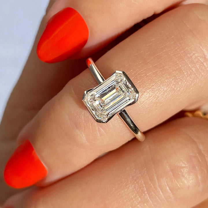1.91CT Half Bezel Emerald Solitaire Moissanite Diamond Engagement Ring