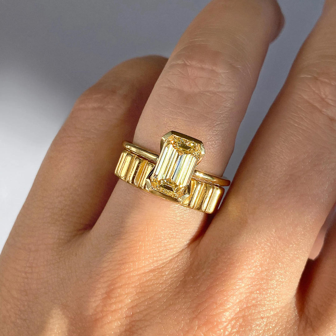 1.91CT Half Bezel Emerald Solitaire Moissanite Diamond Engagement Ring