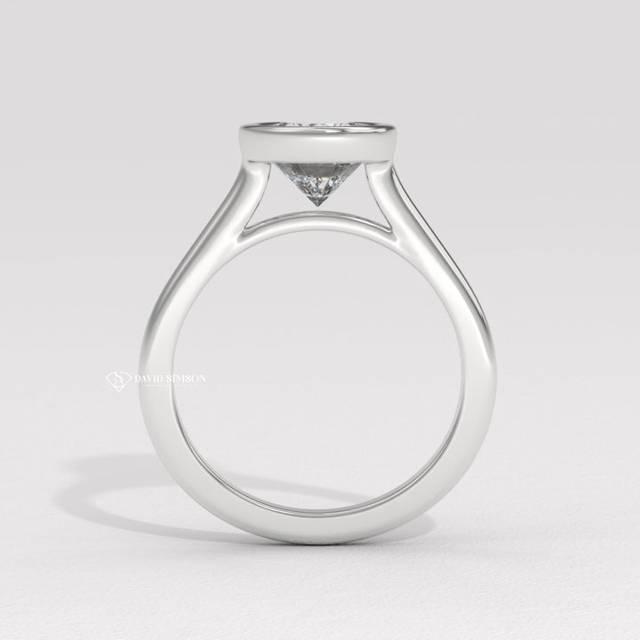 2.0CT-3.0CT Bezel Set Oval Moissanite Diamond Engagement Ring