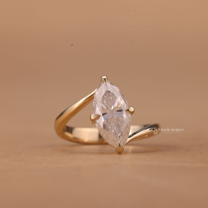 Ethical Engagement Ring
Marquise Shaped Solitaire
Lab Grown Marquise Ring
