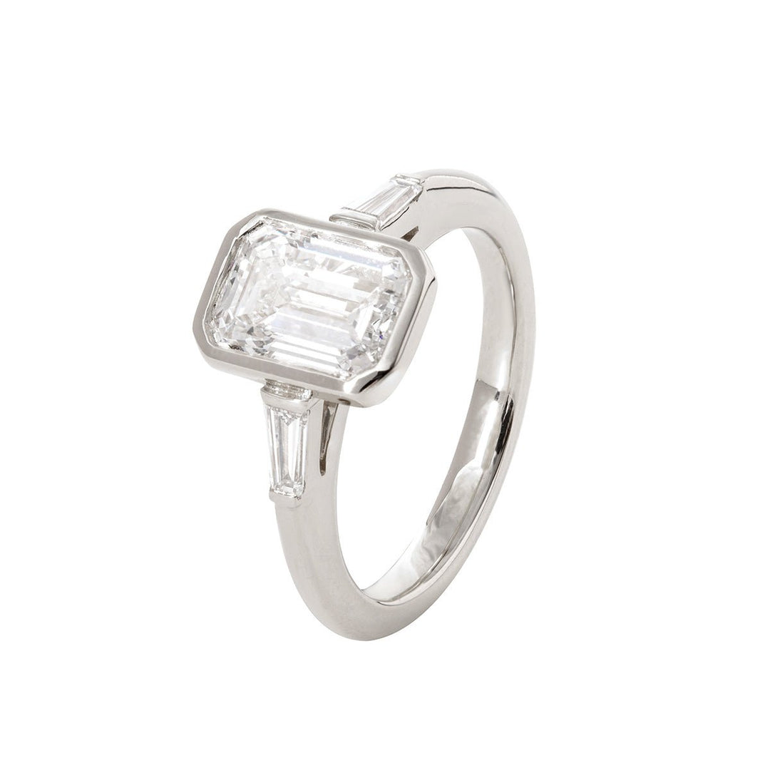 1.50ct-2.50ct Emerald  Cut Diamond Bezel Solitaire Three Stone Engagement Ring