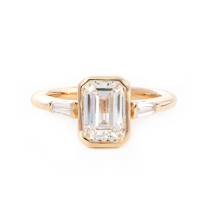 1.50ct-2.50ct Emerald  Cut Diamond Bezel Solitaire Three Stone Engagement Ring