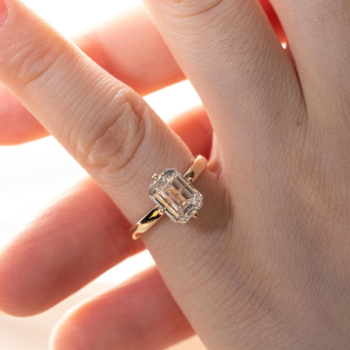2.0ct-3.0ct Emerald Cut Moissanite Diamond Tulip Setting Solitaire Engagement Ring