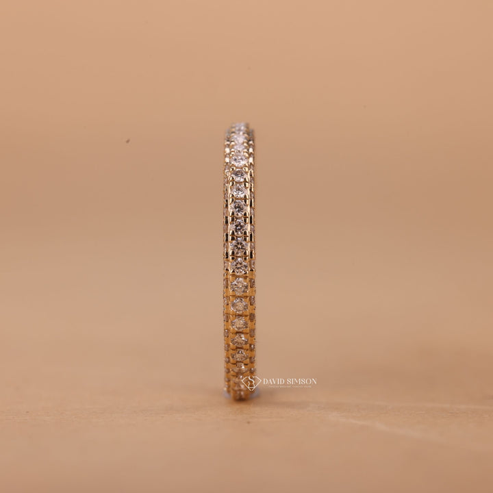 Lab diamond alternative
14k gold pave band
18k white gold ring
Yellow gold eternity