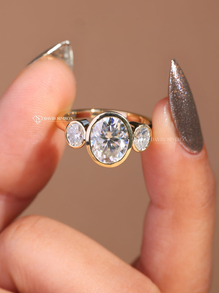 3.0CT-4.0CT Bezel Set Oval Cut Moissanite Diamond Three Stone Engagement Ring