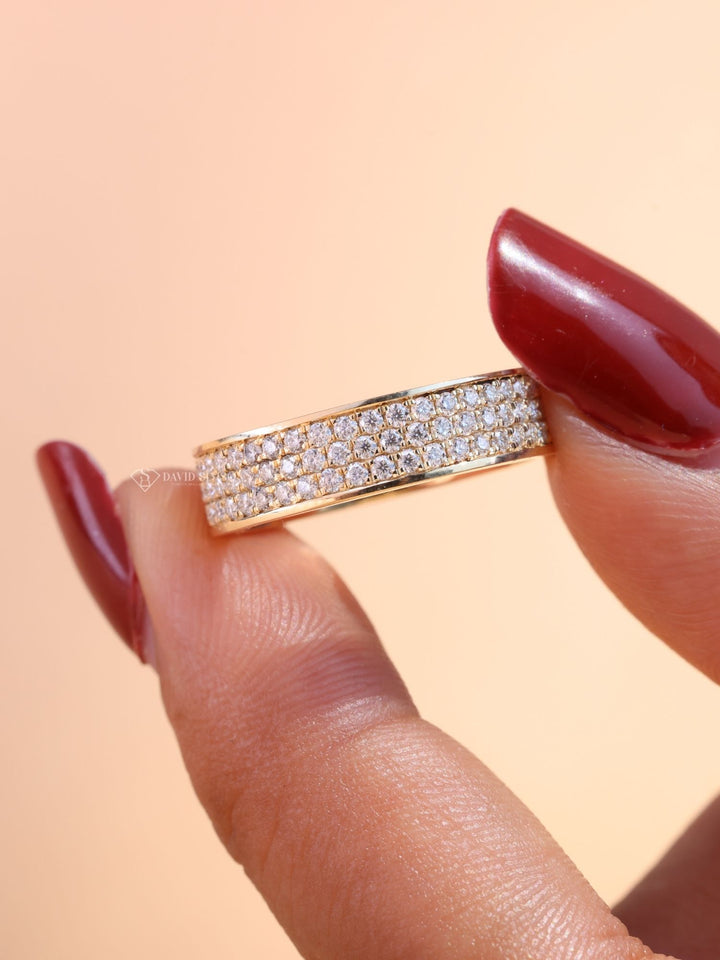 5mm Round Cut Moissanite Men's Diamond Wedding Band