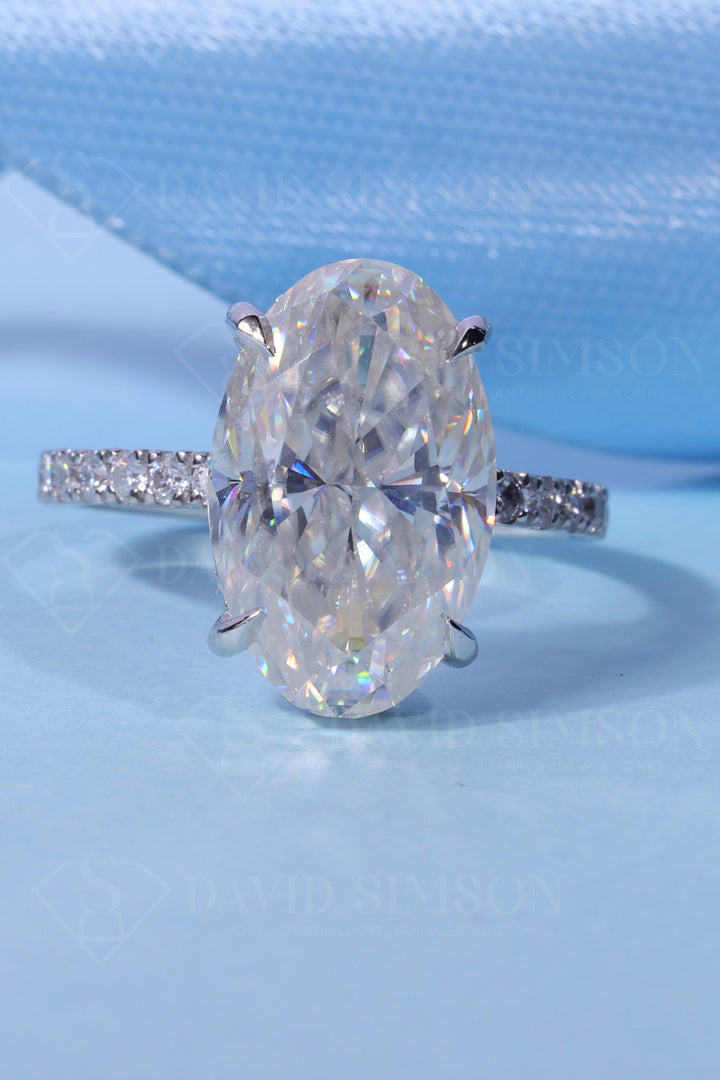 2.0CT-4.0CT Oval Cut Hidden Halo Moissanite Engagement Ring