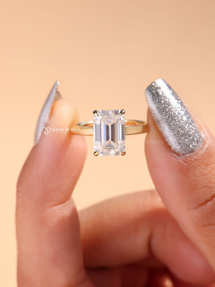 2.0CT-3.0CT Emerald Cut Moissanite Hidden Halo Diamond Engagement Ring