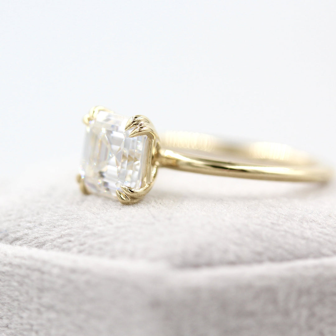 2.0CT Asscher Cut Solitaire Moissanite Diamond Engagement Ring