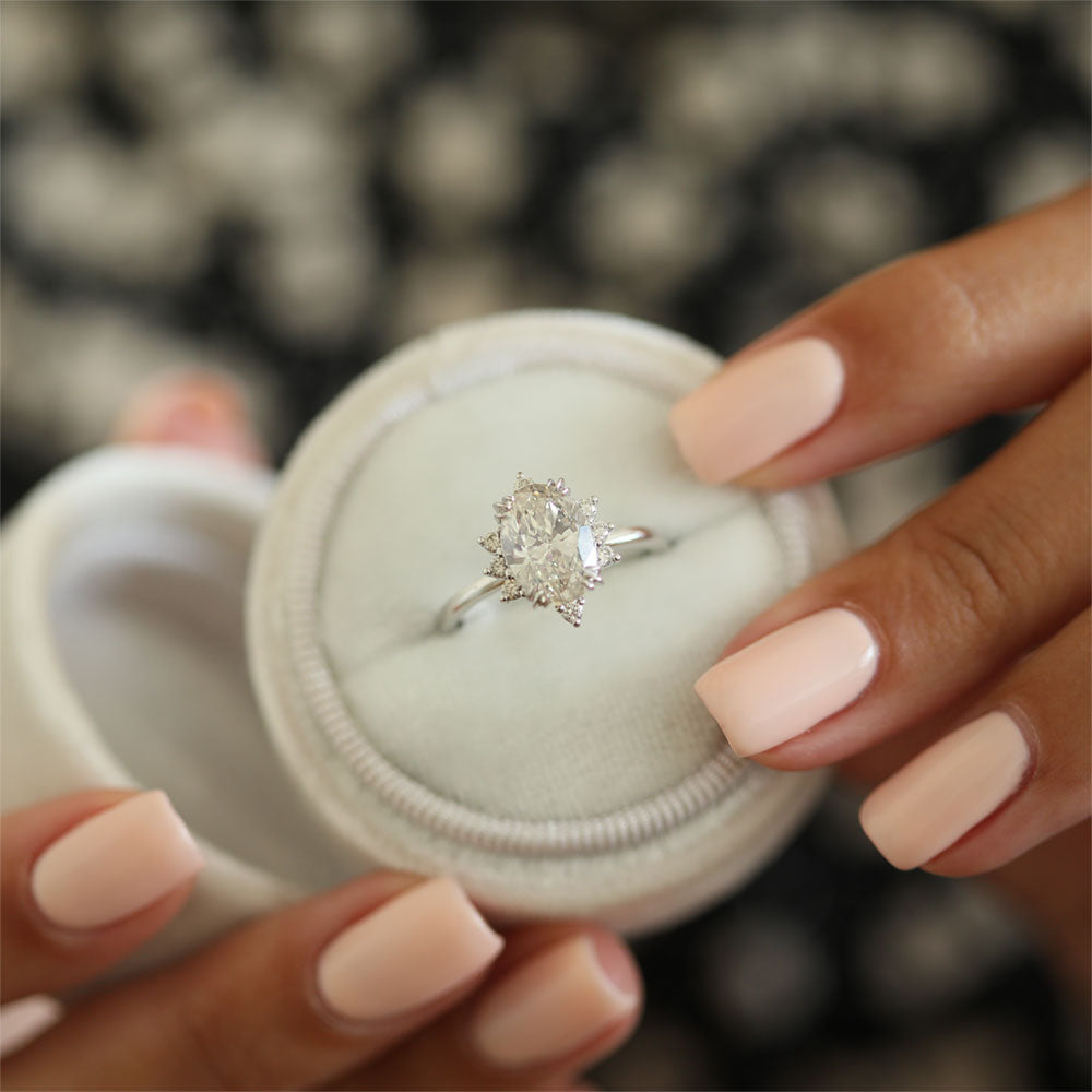 2.1CT Oval Cut Halo Moissanite Diamond Engagement Ring