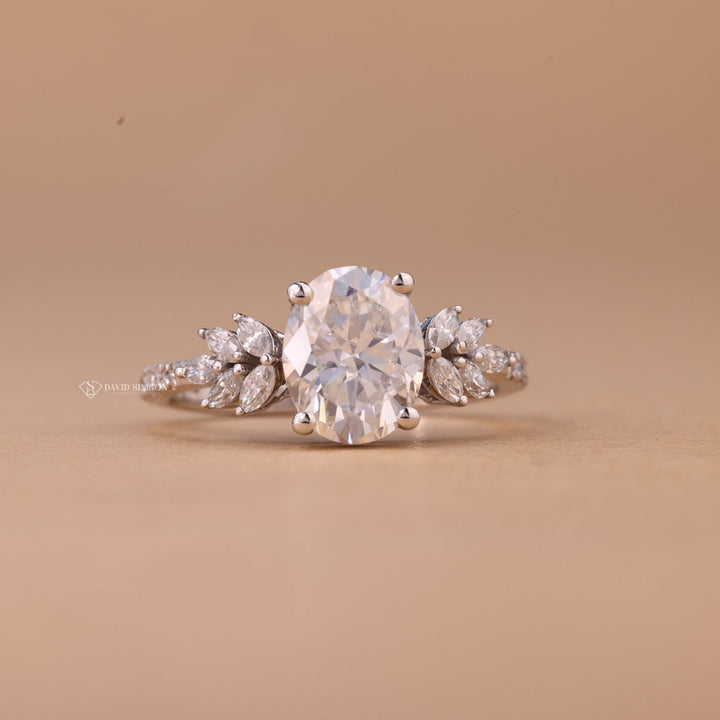 1.5CT Oval Moissanite
2.5CT Oval Moissanite
Oval Moissanite Cluster
Cluster Engagement Ring