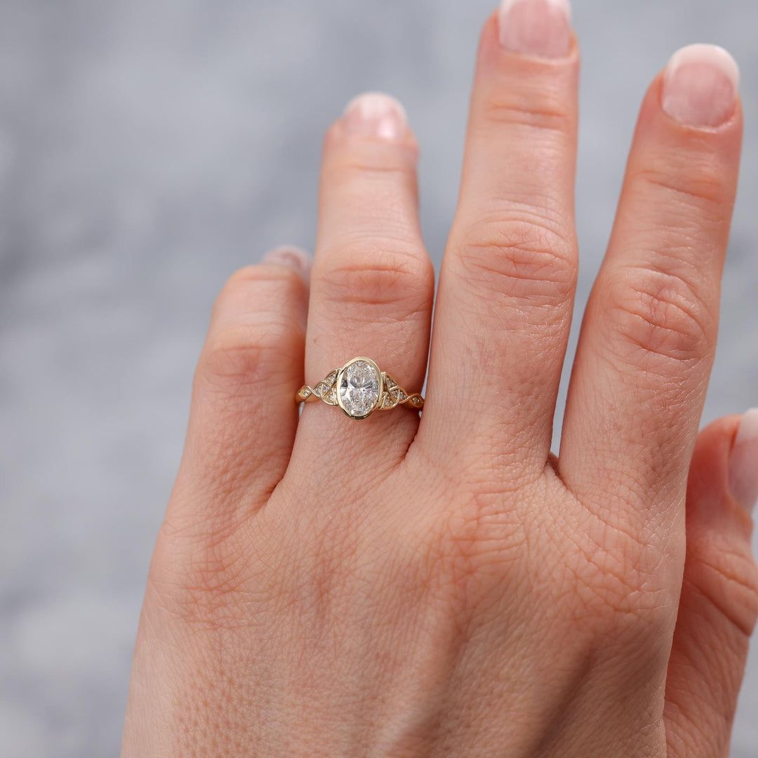2.5 Carat Moissanite, Celtic Jewelry, Bezel Set Ring, Oval Cut Ring, Lab Grown Moissanite, Infinity Knot, Irish Wedding Ring, Heritage Jewelry, Unique Engagement Ring, Moissanite Solitaire, 