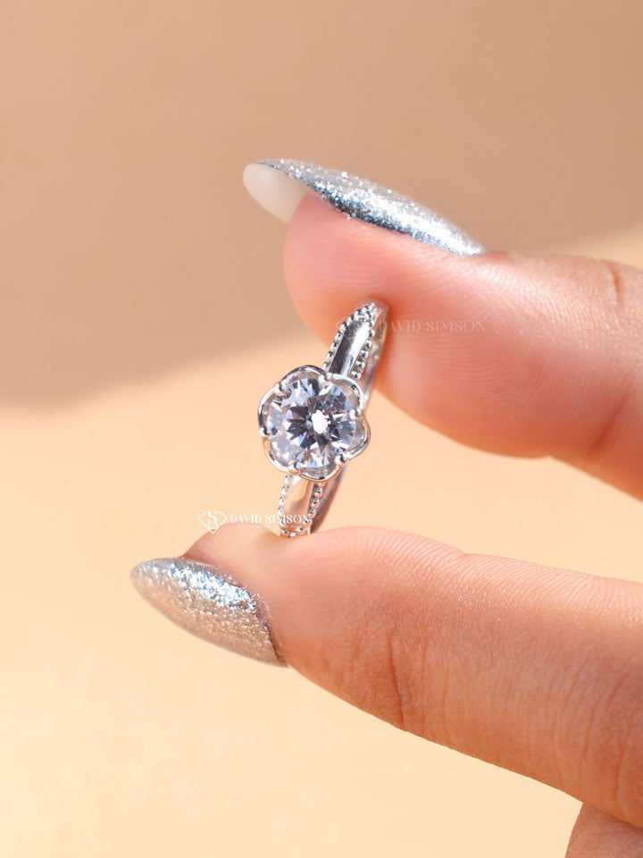 1.50CT-2.50CT Round Cut Moissanite Diamond Vintage Solitaire Engagement Ring