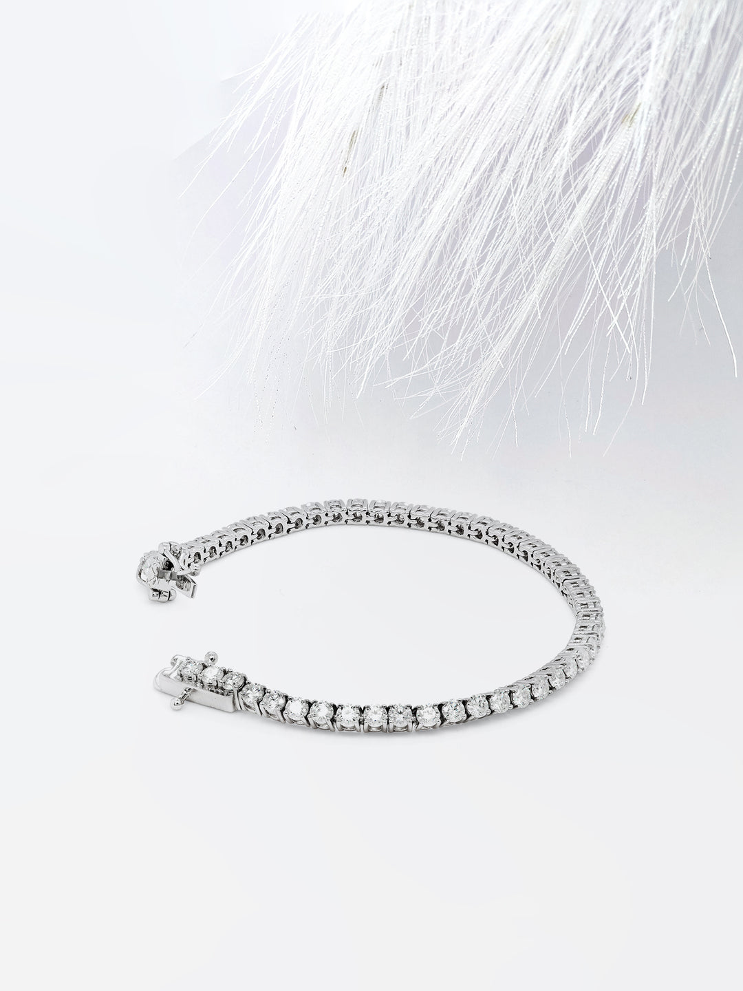 Round Cut Moissanite Diamond Tennis Bracelet for Women