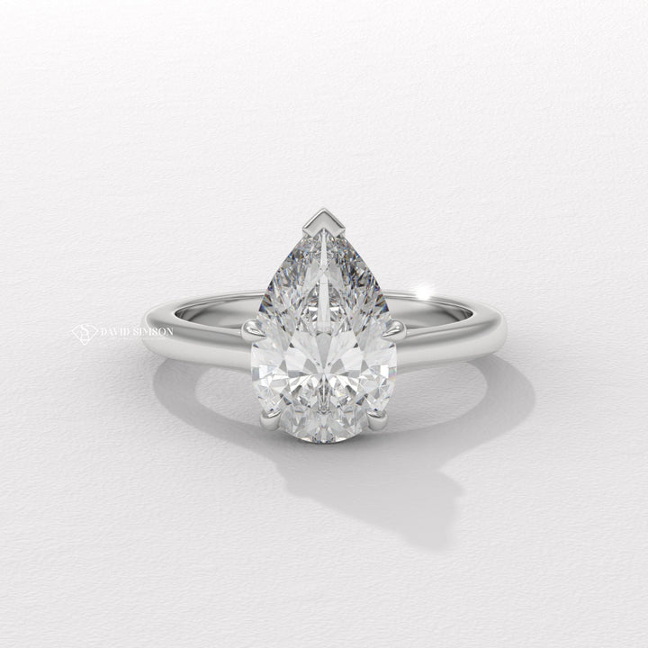 2.50CT-3.50CT Pear Moissanite Solitaire Diamond Engagement Ring for Women