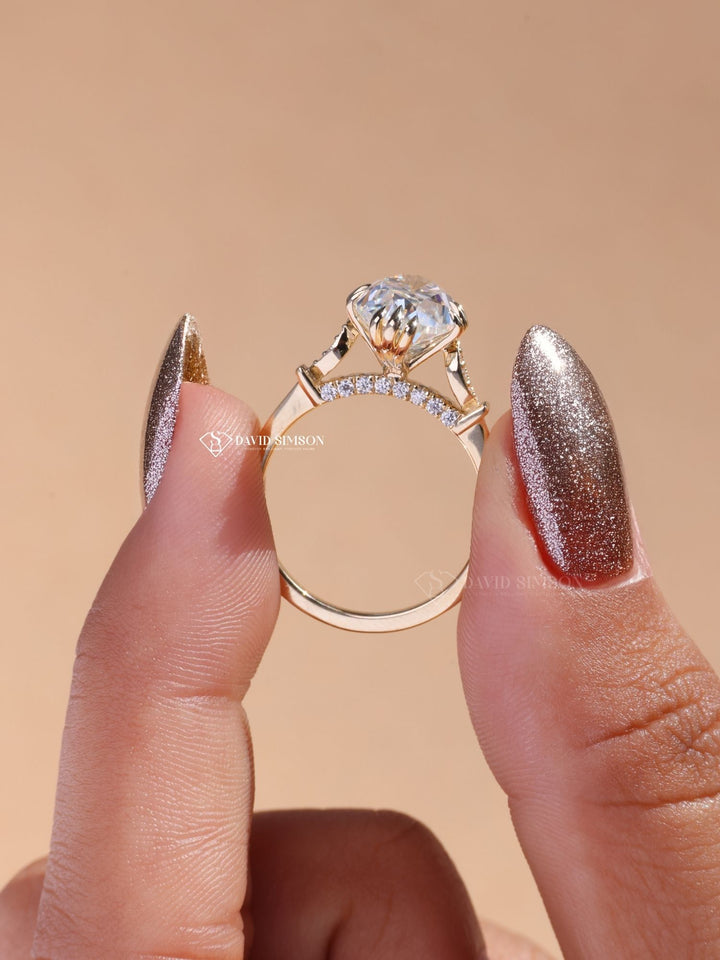 4.0CT-5.0CT Elongated Oval Cut Moissanite Vintage Diamond Engagement Ring