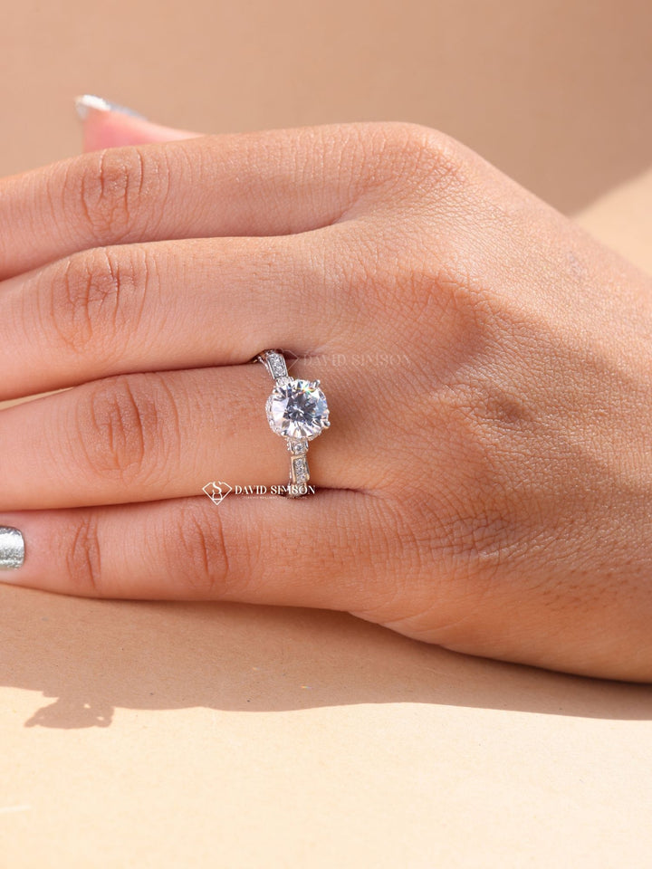 1.0CT-2.0CT Round Cut Moissanite Diamond Antique Pave Engagement Ring