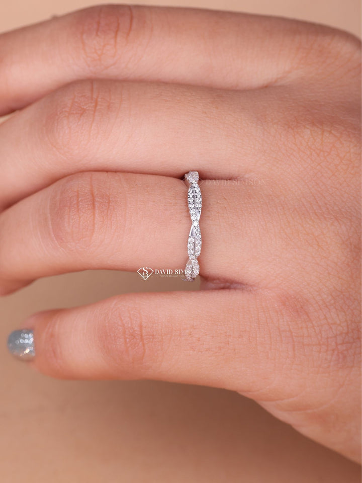 Round Cut Moissanite Full Eternity Diamond Twisted Wedding Band