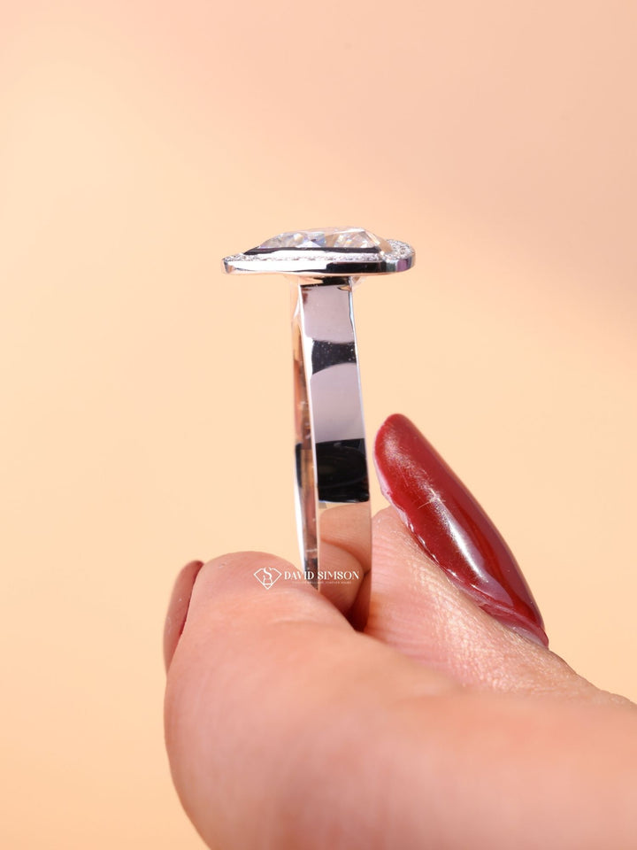 1.0CT-2.0CT Trillian Cut Moissanite Diamond Bezel Set Halo Engagement Ring