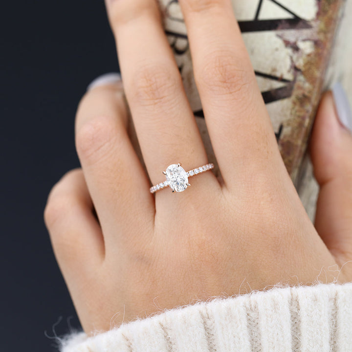 oval-shaped-moissanite-pave-setting-engagement-ring-5