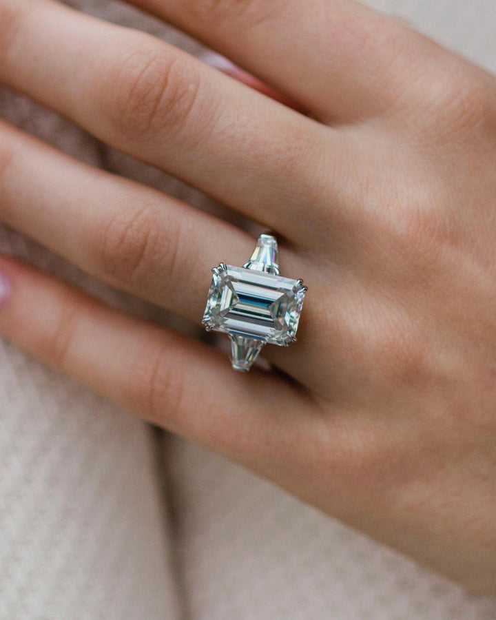 7-2-ct-emerald-cut-three-stone-moissanite-engagement-ring