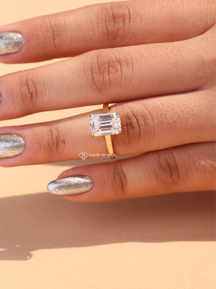 2.0CT-3.0CT Emerald Cut Moissanite Hidden Halo Diamond Engagement Ring