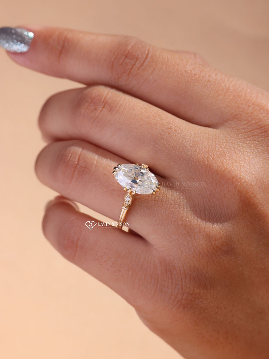 4.0CT-5.0CT Elongated Oval Cut Moissanite Vintage Diamond Engagement Ring