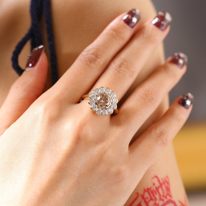 Light Brown Diamond
2 Carat Diamond
3 Carat Diamond
Champagne Diamond Ring
