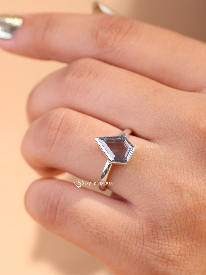 2.0CT-3.0CT Portrait Cut Moissanite Black Diamond Engagement Ring