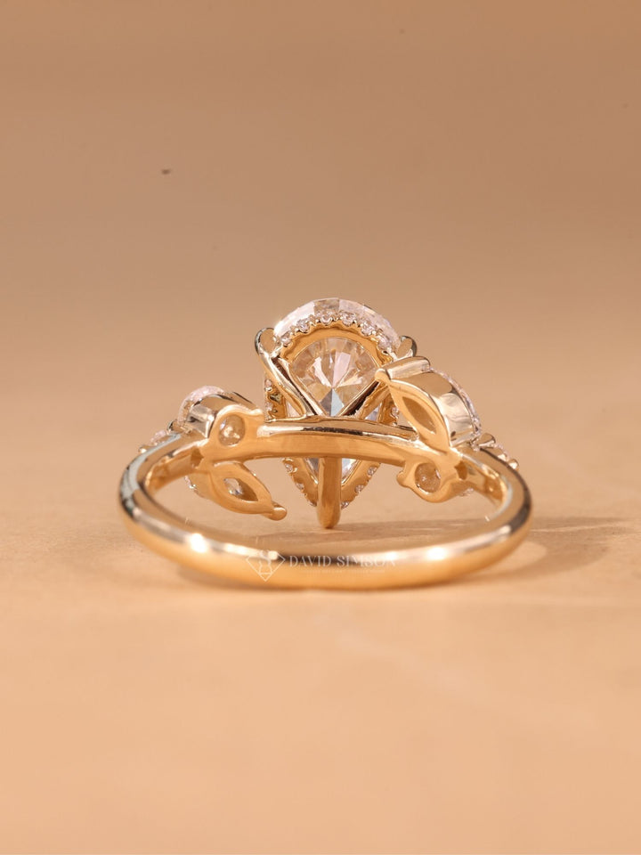 2.50CT-3.50CT Pear Cut Moissanite Diamond Nature Inspired Engagement Ring