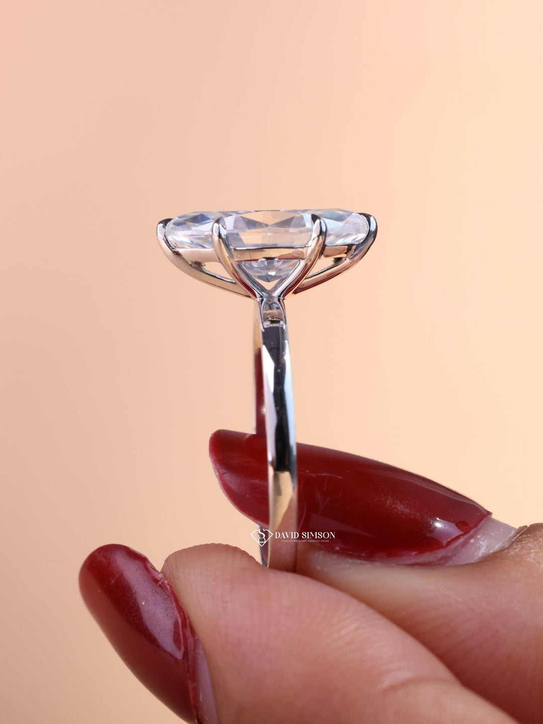 1.0CT-2.0CT Marquise Cut Moissanite Diamond Solitaire Engagement Ring