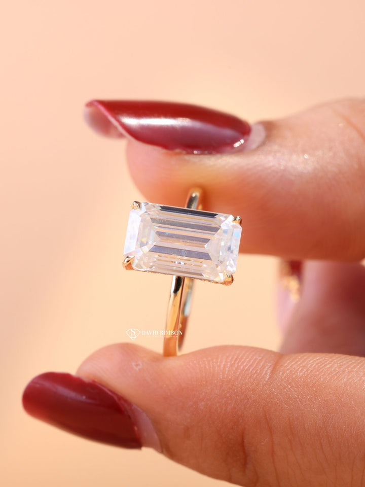 2.0CT-4.0CT Emerald Cut Moissanite Diamond Hidden Halo Engagement Ring