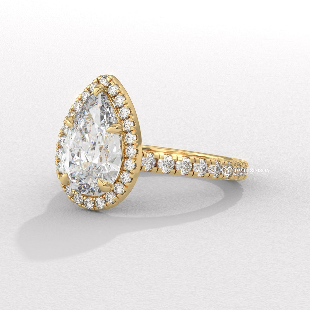 1.0CT-2.0CT Pear Moissanite Halo Diamond Engagement Ring