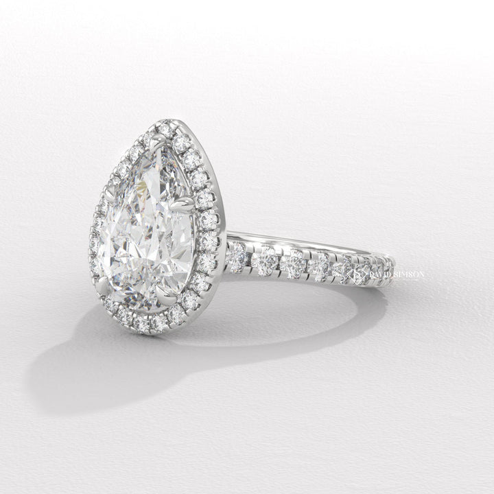 1.0CT-2.0CT Pear Moissanite Halo Diamond Engagement Ring