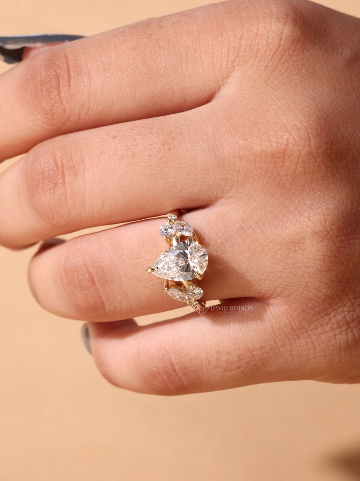 2.50CT-3.50CT Pear Cut Moissanite Diamond Nature Inspired Engagement Ring