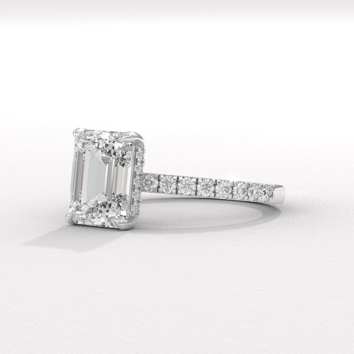 3.0CT-4.0CT Emerald Moissanite Diamond Hidden Halo Engagement Ring