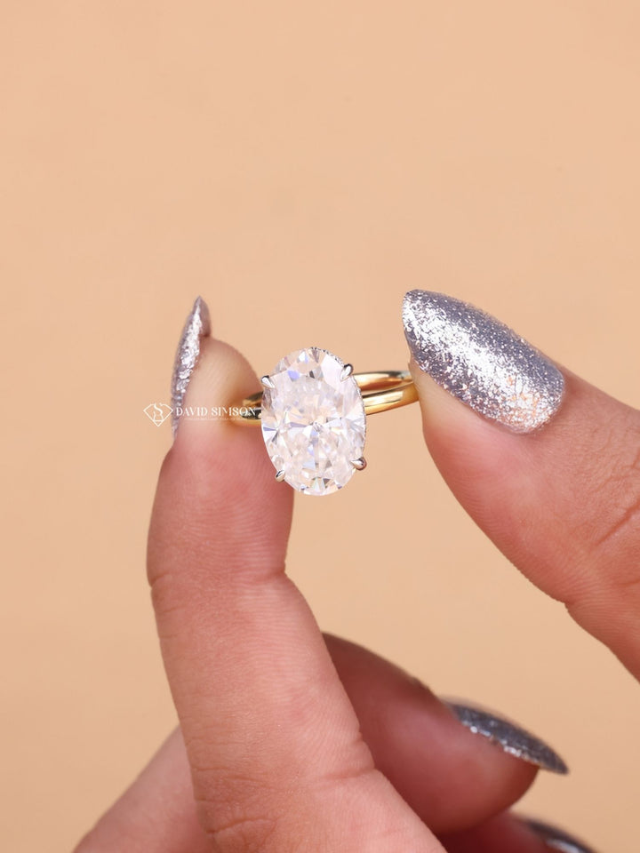 4.0CT-6.0CT Oval Cut Moissanite Hidden Halo Diamond Engagement Ring