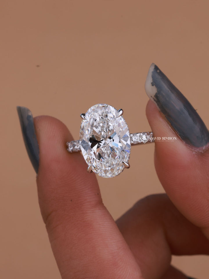 5.0CT-7.0CT Oval Cut Moissanite Diamond Hidden Halo Engagement Ring