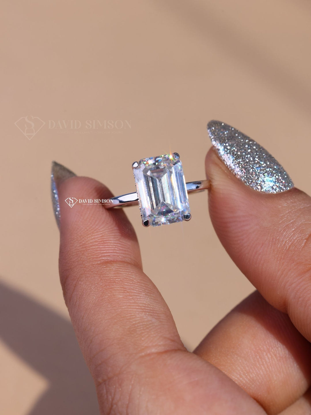 2.0CT-3.0CT Emerald Cut Moissanite Hidden Halo Diamond Engagement Ring