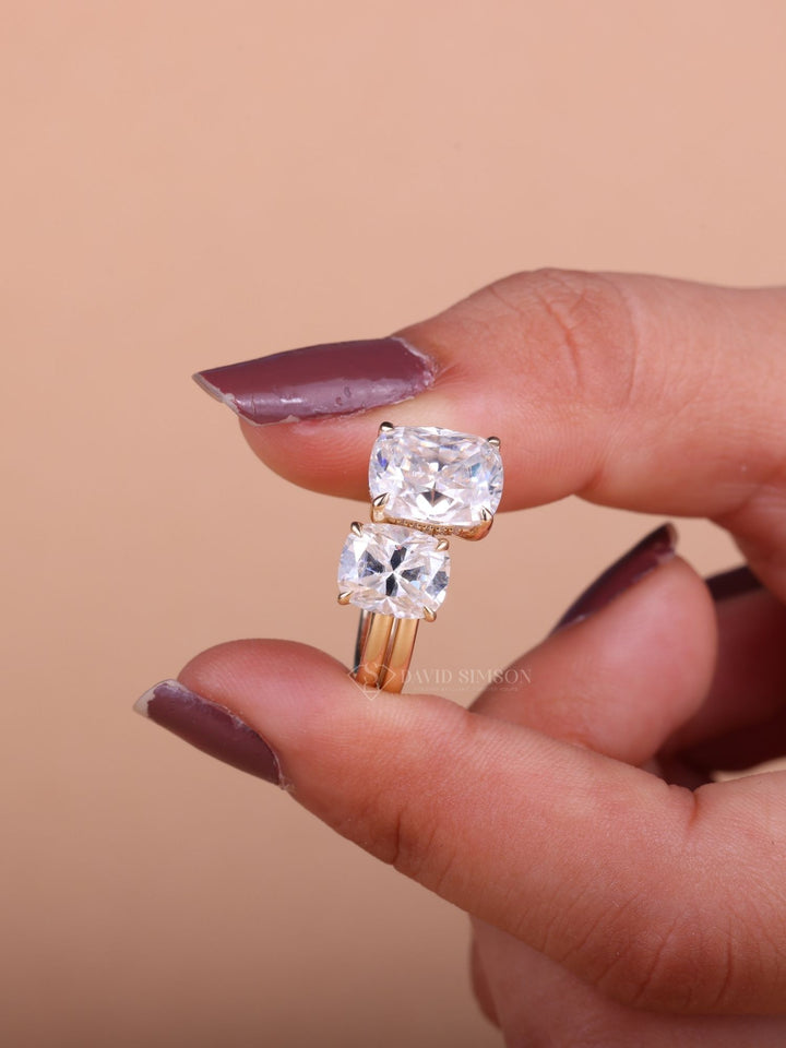 1.50CT-2.50CT Cushion Cut Moissanite Diamond Hidden Halo Engagement Ring