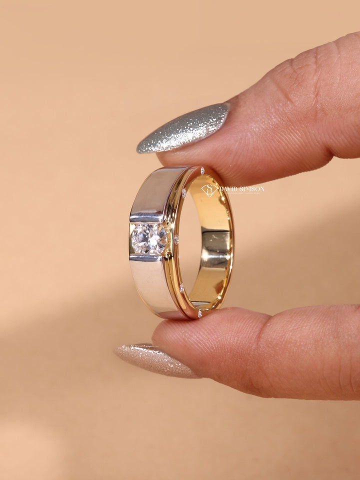 Round Cut Moissanite Diamond Unique Men's Wedding Ring