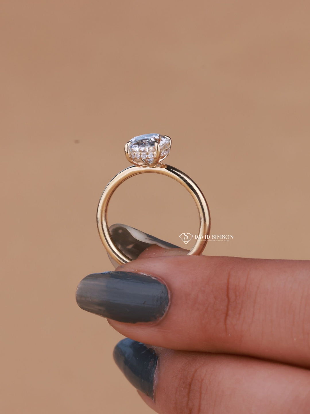 2.50CT-3.50CT Oval Cut Moissanite Hidden Halo Diamond Engagement Ring