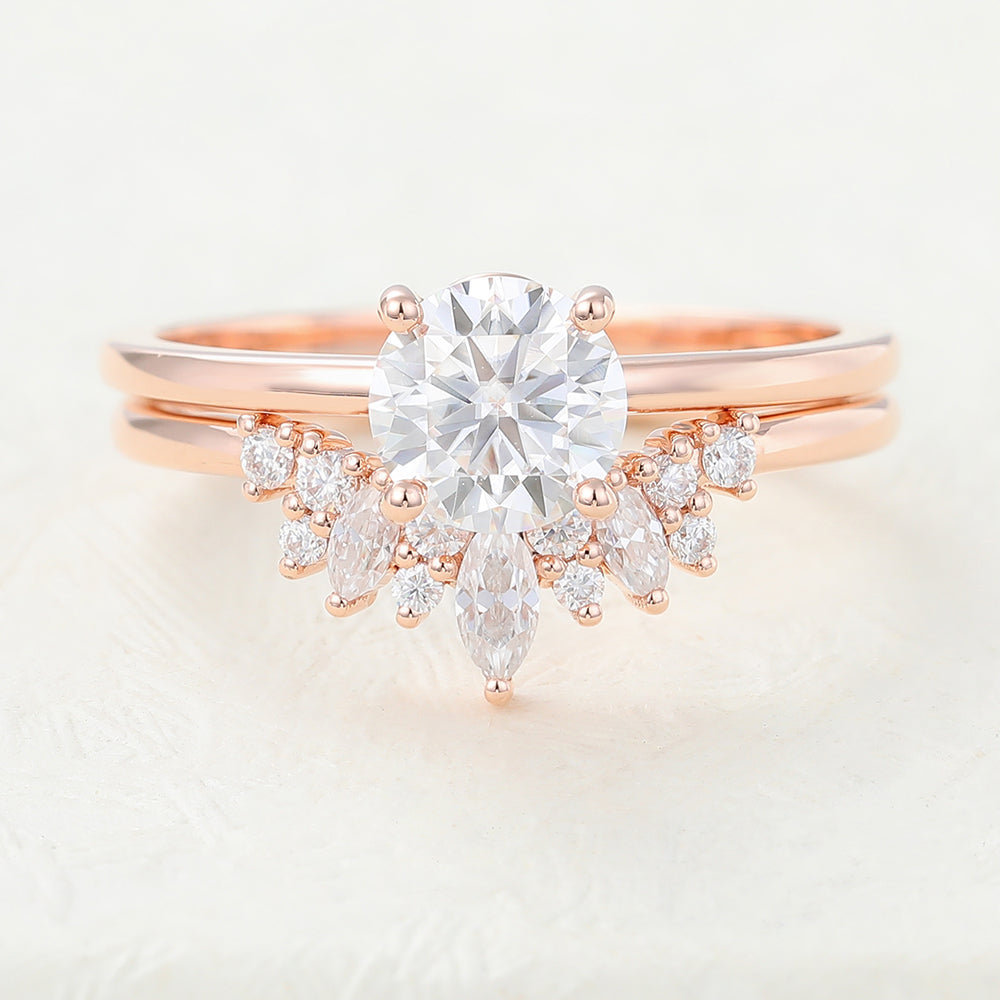 round-moissanite-solitaire-bridal-ring-set-1